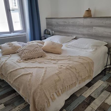 L'Atrium Bed & Breakfast Piegut-Pluviers Ngoại thất bức ảnh